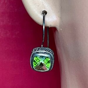Sterling Silver Drop Earrings with a Peridot Stone. 1 inch long